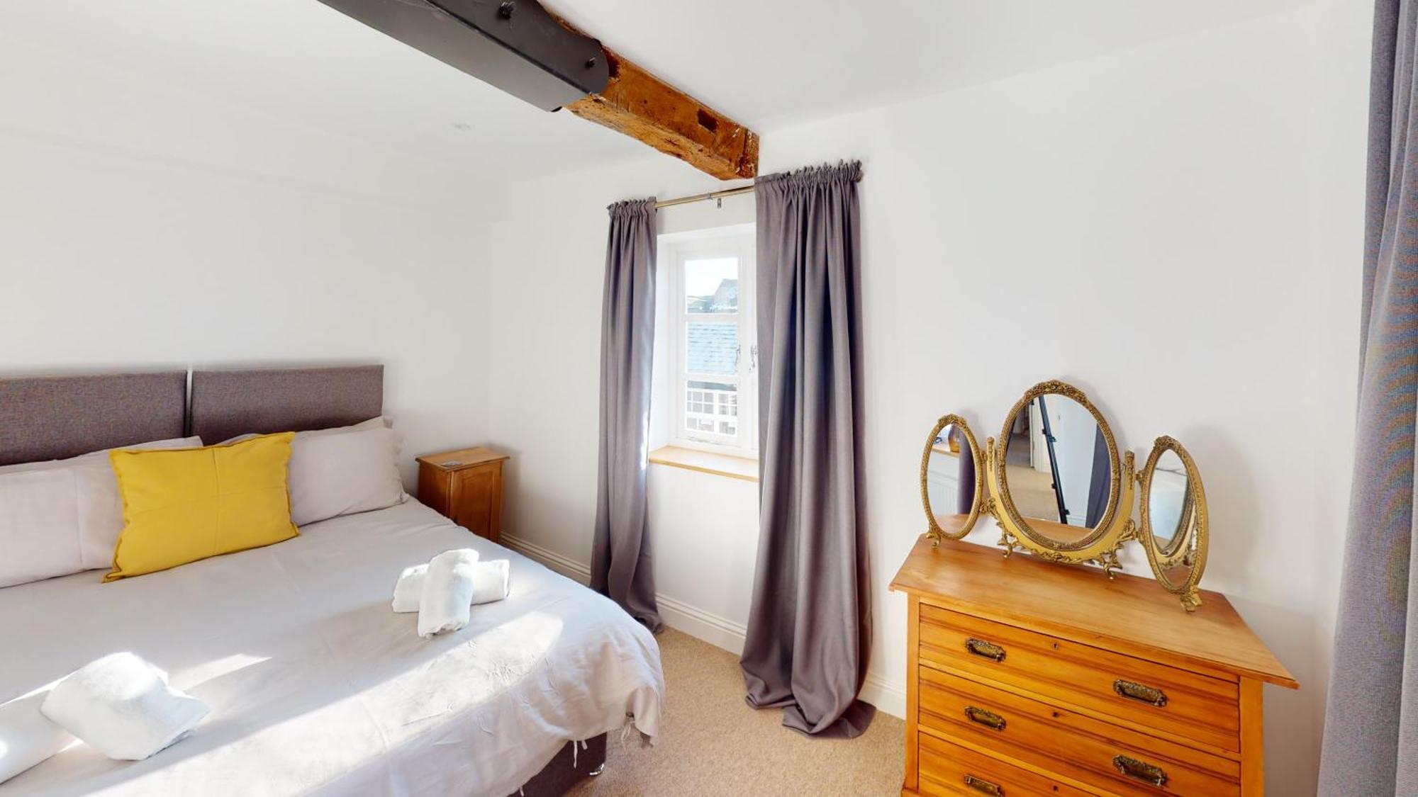 Ludlow Town Centre Apartments Экстерьер фото